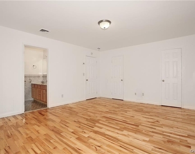 80 Old Quaker Hill Road - Photo Thumbnail 14