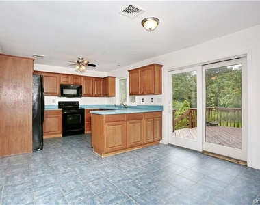 80 Old Quaker Hill Road - Photo Thumbnail 8