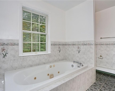 80 Old Quaker Hill Road - Photo Thumbnail 16