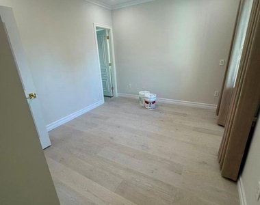 232-15 67th Avenue - Photo Thumbnail 2