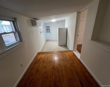 78 Bayville Avenue - Photo Thumbnail 6