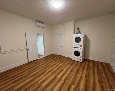 78 Bayville Avenue - Photo Thumbnail 3