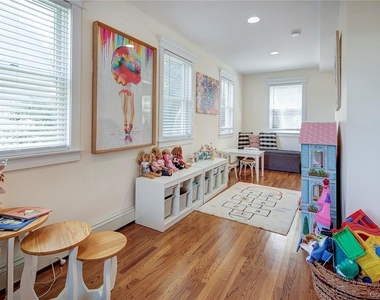 8 Horton Street - Photo Thumbnail 7
