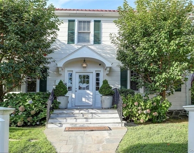 8 Horton Street - Photo Thumbnail 1