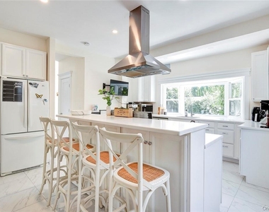 8 Horton Street - Photo Thumbnail 4