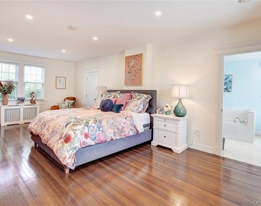 8 Horton Street - Photo Thumbnail 10