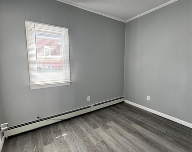20 W Academy Street - Photo Thumbnail 5