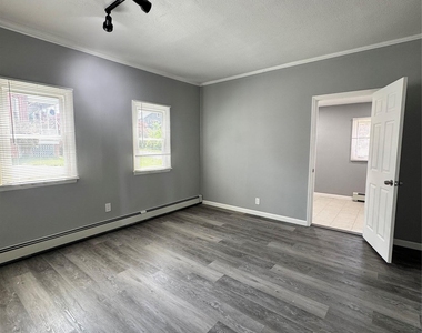 20 W Academy Street - Photo Thumbnail 7