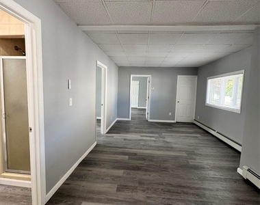 20 W Academy Street - Photo Thumbnail 3