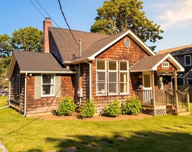 45 N Howells Point Road - Photo Thumbnail 13