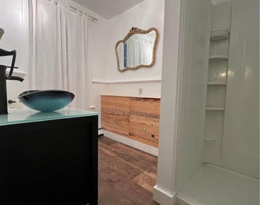 155 Main Street - Photo Thumbnail 4