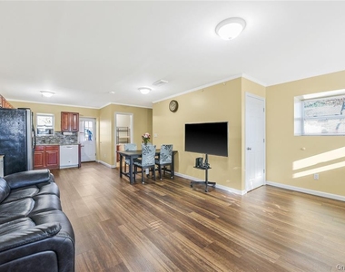73 Cherry Avenue - Photo Thumbnail 5