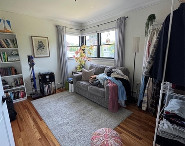 338 Carnation Road - Photo Thumbnail 6