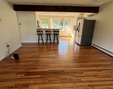 338 Carnation Road - Photo Thumbnail 14