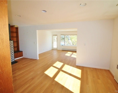 248 West Lake Boulevard - Photo Thumbnail 10