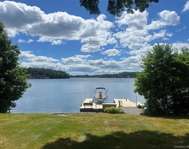 248 West Lake Boulevard - Photo Thumbnail 3