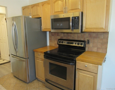 7 N James Street - Photo Thumbnail 5