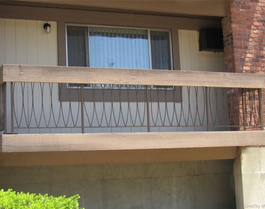7 N James Street - Photo Thumbnail 14