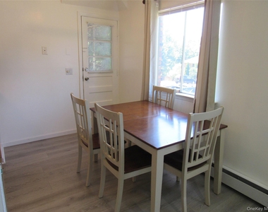 7 N James Street - Photo Thumbnail 4