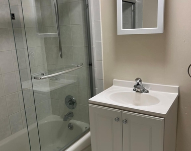 8 E Lyons Street - Photo Thumbnail 6