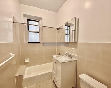 West 170th Street - Photo Thumbnail 6