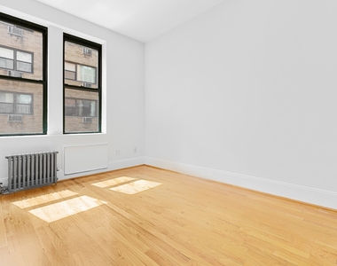 East 70th Street - Photo Thumbnail 1