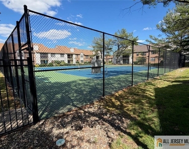 601 Sunshine Court - Photo Thumbnail 11