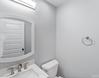 348 1st Street - Photo Thumbnail 21