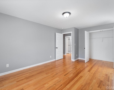 348 1st Street - Photo Thumbnail 13
