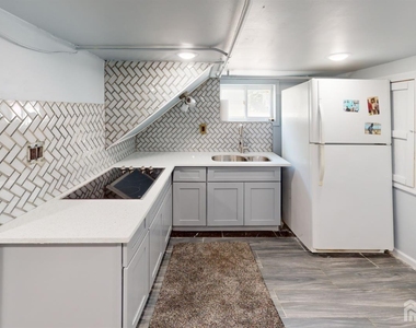 22 Wilson Avenue - Photo Thumbnail 35