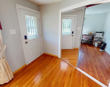 22 Wilson Avenue - Photo Thumbnail 10