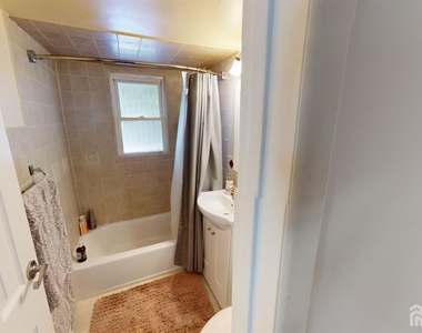 22 Wilson Avenue - Photo Thumbnail 21