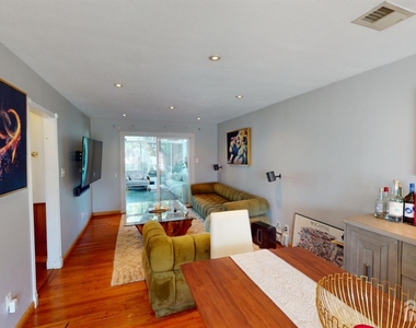 22 Wilson Avenue - Photo Thumbnail 5