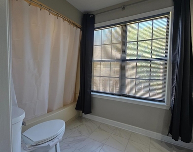 2809 Ridgefield Court - Photo Thumbnail 23