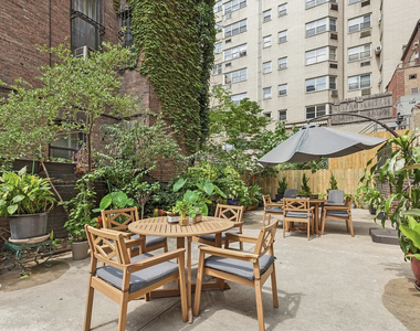 110 E 36th Street - Photo Thumbnail 5