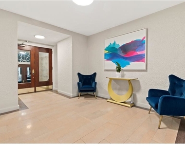 340 W 87th Street - Photo Thumbnail 9
