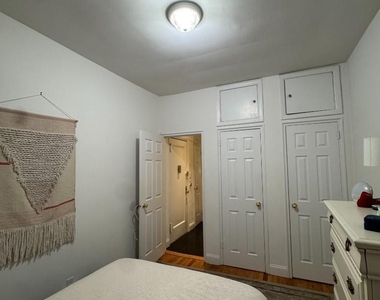 171 E 77th Street - Photo Thumbnail 5