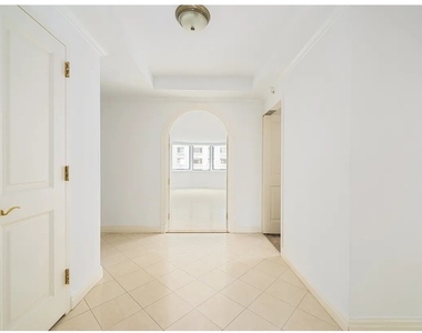 188 E 78th Street - Photo Thumbnail 5