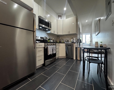 218 Withers Street - Photo Thumbnail 1