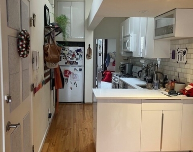 20 W 95th Street - Photo Thumbnail 3