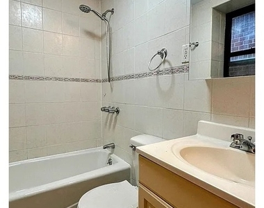 415 E 75th Street - Photo Thumbnail 6