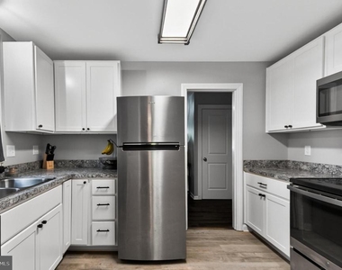 621 Patterson Avenue - Photo Thumbnail 8