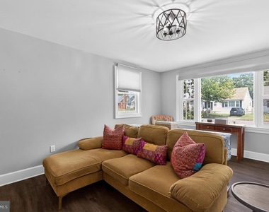 621 Patterson Avenue - Photo Thumbnail 6