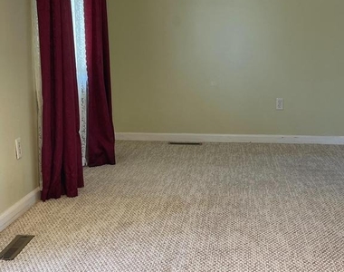 175 Blackwell Road - Photo Thumbnail 10