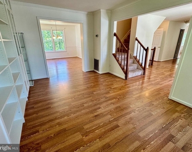 202 Anchor Cove - Photo Thumbnail 21