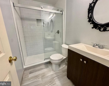202 Anchor Cove - Photo Thumbnail 26