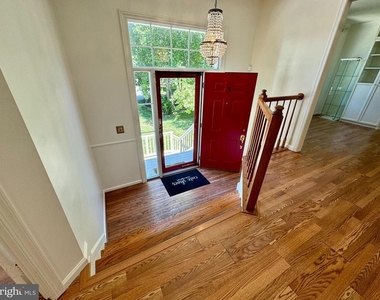 202 Anchor Cove - Photo Thumbnail 3