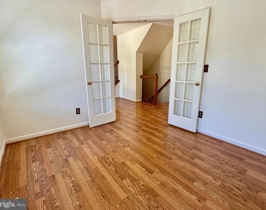 202 Anchor Cove - Photo Thumbnail 5