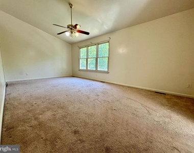 202 Anchor Cove - Photo Thumbnail 27