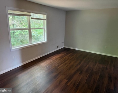37 Bristol Court - Photo Thumbnail 3